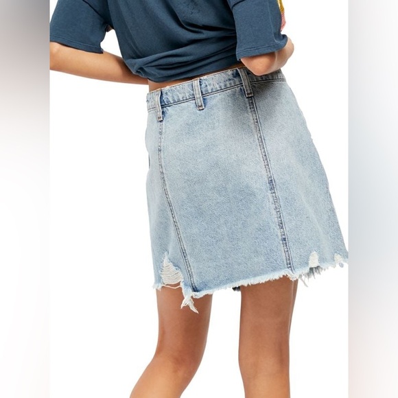 FREE PEOPLE We the Free Parker Wrap Denim Mini Skirt size 31 - Picture 3 of 9